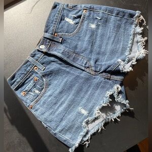 Levi’s 504 Jean Short 3 in inseam
